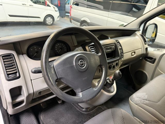 Slēgtais furgons OPEL Vivaro Kasten/Kombi L1H1 TÜV NEU 2.Hand