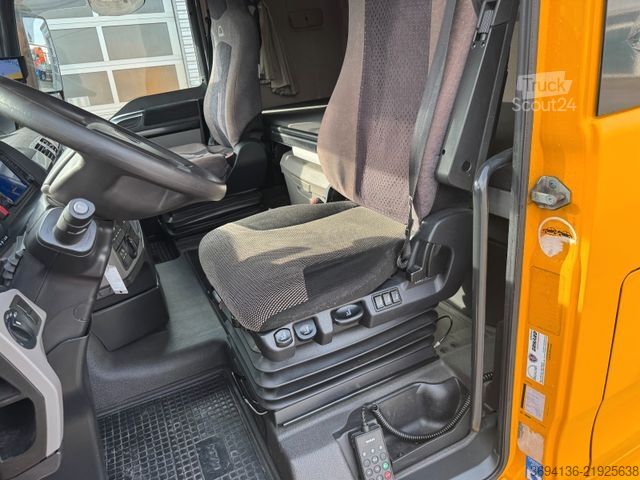 Autocamion greu MAN TGX 26.580 BLS 6x2 Retarder