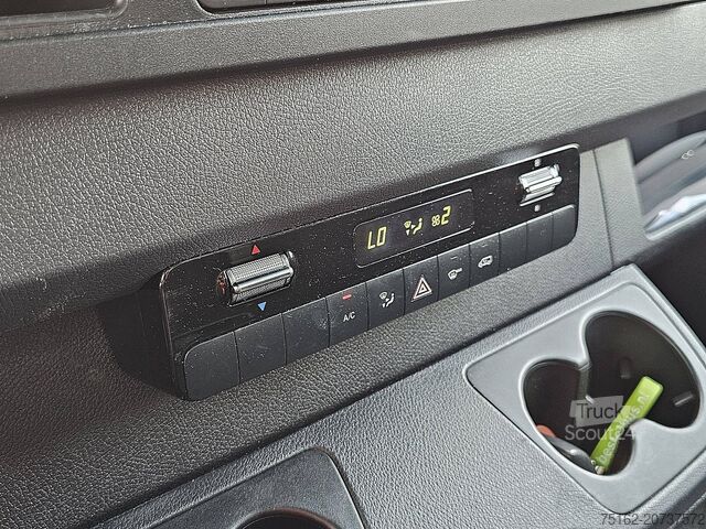 Kufr MERCEDES-BENZ SPRINTER 315 Bakwagen Laadklep!