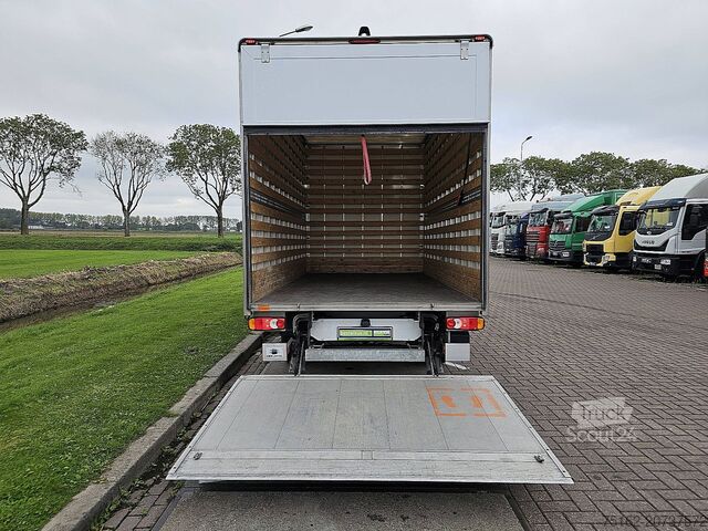 Kufr MERCEDES-BENZ SPRINTER 315 Bakwagen Laadklep!