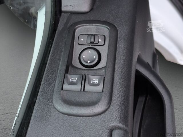 Panelvan Renault Master Kasten L2H2 3.3t 2.3D*AHK R-Kam Klimaanl