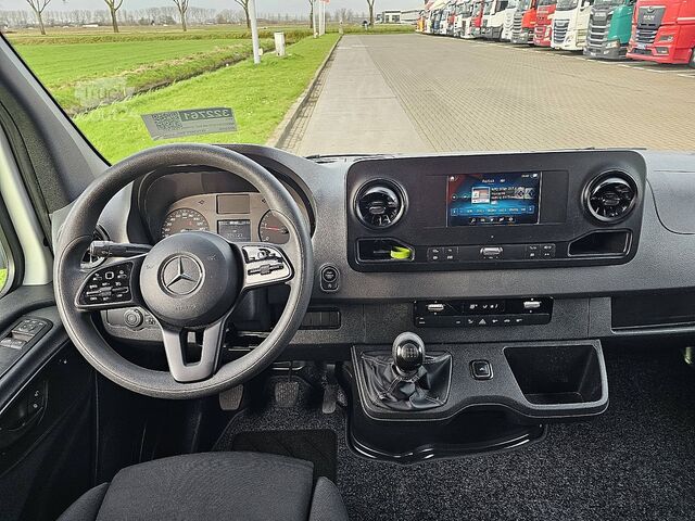 Passagertransport MERCEDES-BENZ SPRINTER 317 L2H2 9-Pers + Lift !