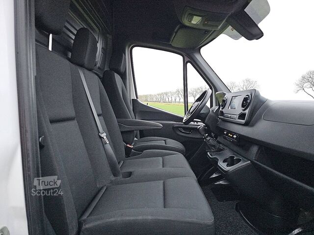 High-roof van MERCEDES-BENZ SPRINTER 315 CDI L2H2 PRO