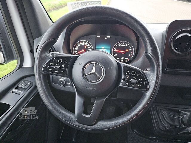 High-roof van MERCEDES-BENZ SPRINTER 315 CDI L2H2 PRO