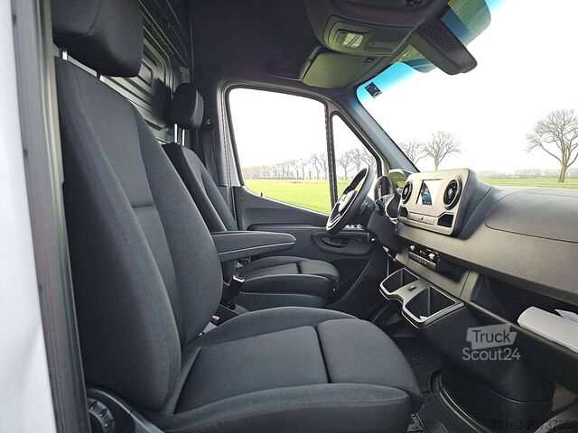 High-roof van MERCEDES-BENZ SPRINTER 316 L2H2 Navi RWD