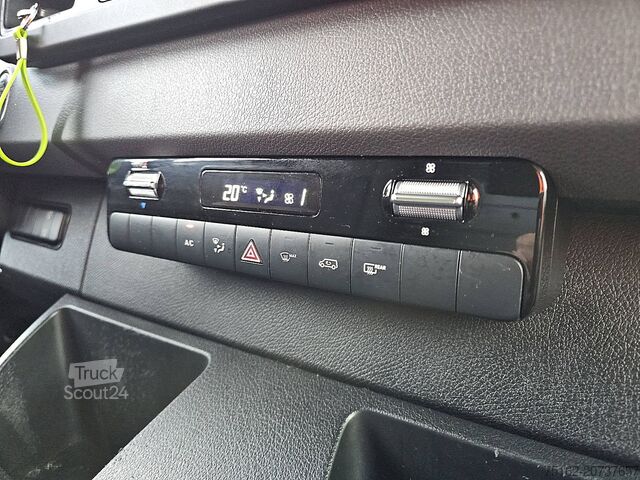 High-roof van MERCEDES-BENZ SPRINTER 316 L2H2 Navi RWD!