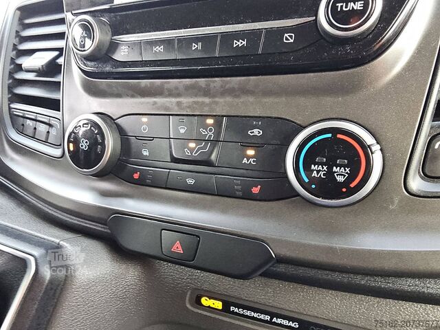 High-roof van FORD TRANSIT CUSTOM 2.0 L2H1 Dub.- Cab. Navi