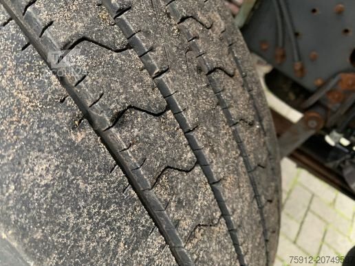 Φορτηγό γερανού DAF 2300 4X2 - HIAB 140 CRANE TRUCK