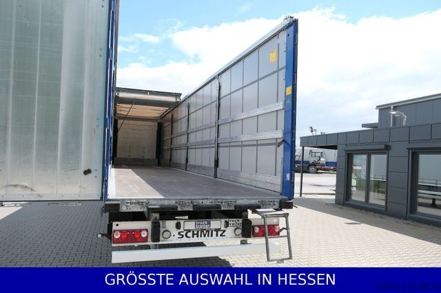 Naczepa otwarta z plandeką SCHMITZ CARGOBULL 6to Leergewicht Liftachse XL+Getränke ¤429.-mtl