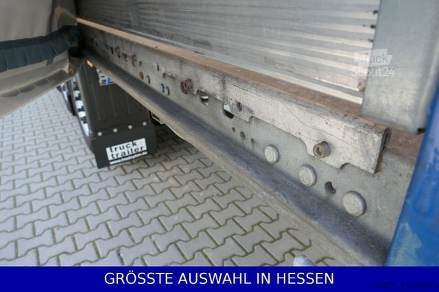 Naczepa otwarta z plandeką SCHMITZ CARGOBULL 6to Leergewicht Liftachse XL+Getränke ¤429.-mtl
