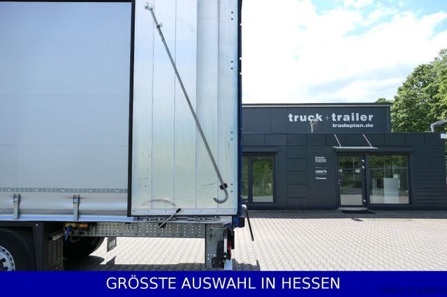 Naczepa otwarta z plandeką SCHMITZ CARGOBULL 6to Leergewicht Liftachse XL+Getränke ¤429.-mtl