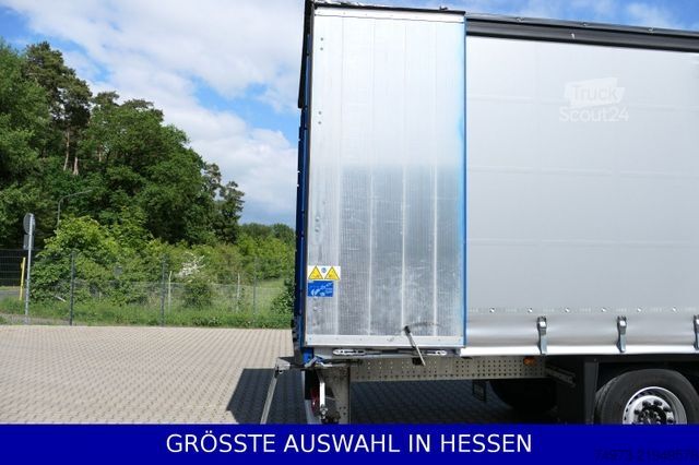 Naczepa otwarta z plandeką SCHMITZ CARGOBULL 6to Leergewicht Liftachse XL+Getränke ¤429.-mtl