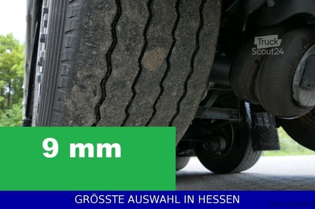 Naczepa otwarta z plandeką SCHMITZ CARGOBULL 6to Leergewicht Liftachse XL+Getränke ¤429.-mtl