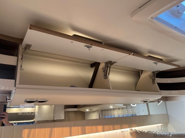 Autorulotă integrată MALIBU I 430 KB LE Solar+Markise+TV+Kaffee+Lithium+5J.G