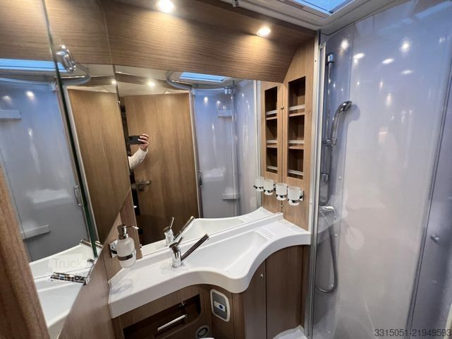 Autorulotă integrată MALIBU I 430 KB LE Solar+Markise+TV+Kaffee+Lithium+5J.G