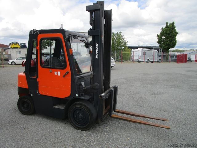 Carrello elevatore frontale DOOSAN G30G *Seitenschieber+Hubkraft ine+Gas*