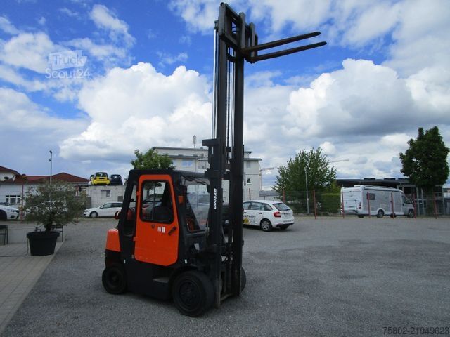 Carrello elevatore frontale DOOSAN G30G *Seitenschieber+Hubkraft ine+Gas*