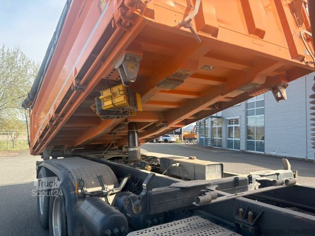 Tresidig tippbil MERCEDES-BENZ Arocs 2646 LK 6x4 Meiller