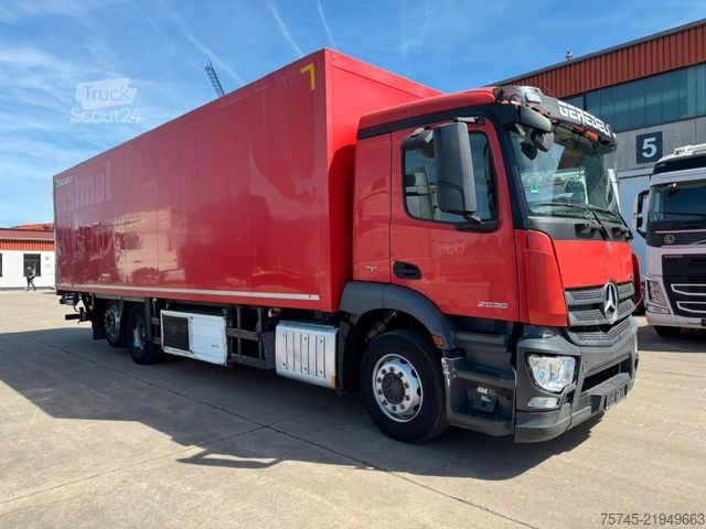 Рефрижераторний вантажівка MERCEDES-BENZ ANTOS 2536 KÜHLKOFFER / LBW / CARRIER / 9,00M /