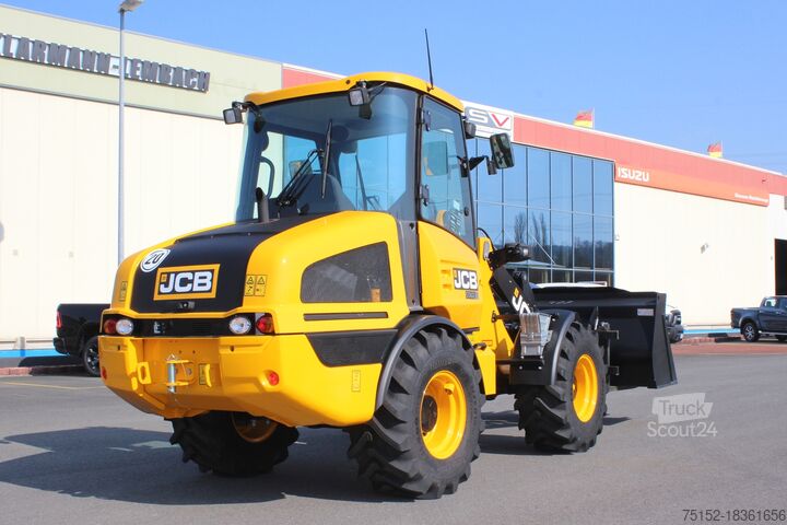 Kolesni nakladalnik JCB 406 Stufe V inkl. Gabel + Schaufel