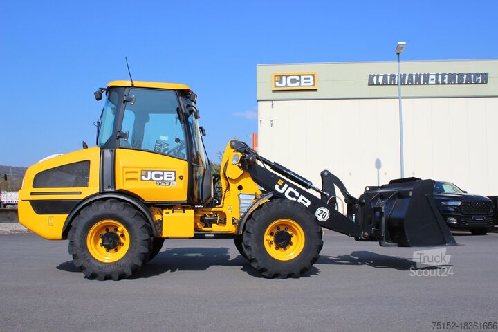 Kolesový nakladač 406 stupeň V + vidlica + lyžica JCB 406 Stufe V inkl. Gabel + Schaufel