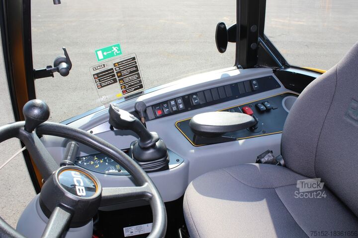 Kolesni nakladalnik JCB 406 Stufe V inkl. Gabel + Schaufel