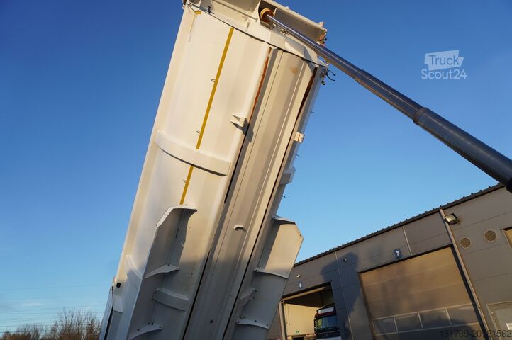 ανατρεπόμενο Mercedes-Benz Arocs 3243 E6 8x4 / Tipper / 120 tho. km