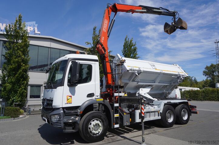 τριμερής ανατροπέας Mercedes-Benz Arocs 2636 / 6x4 / HDS Fassi / 3-Way Tip