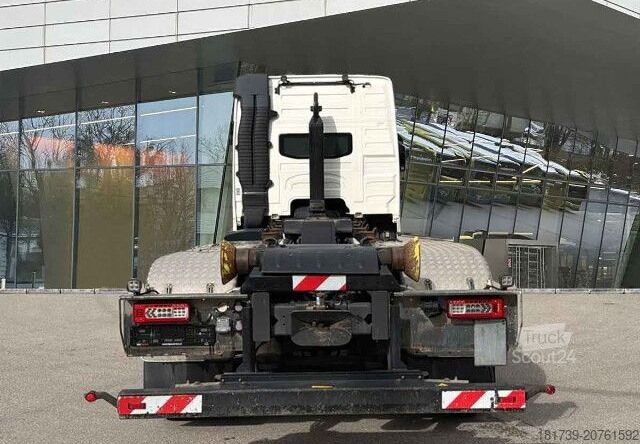 Camion con gancio Volvo FM 460 6X2*4 / HIAB ULT21S61 hooklift