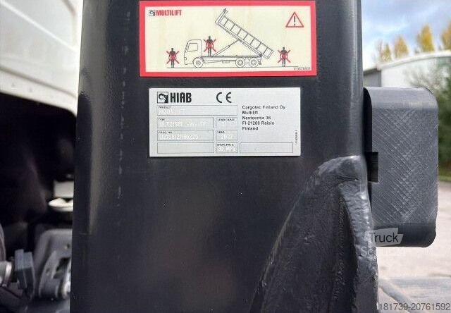 Camion con gancio Volvo FM 460 6X2*4 / HIAB ULT21S61 hooklift