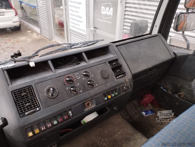 Camion ribaltabile trilaterale MAN L27 MAN L27 3 Seitenkipper