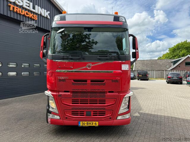 Standard-SZM Volvo FH 460 Globetrotter 2x tank NL Truck APK/TUV 01...