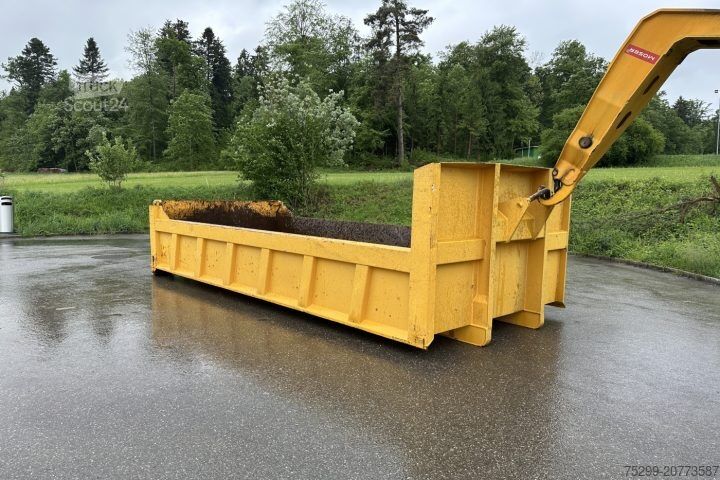 Kontejner s kavljem Hakenmulde mit Sörling