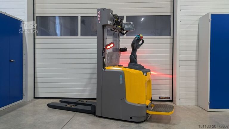 Ročni viličar Jungheinrich ERC 212 115 290 ZZ