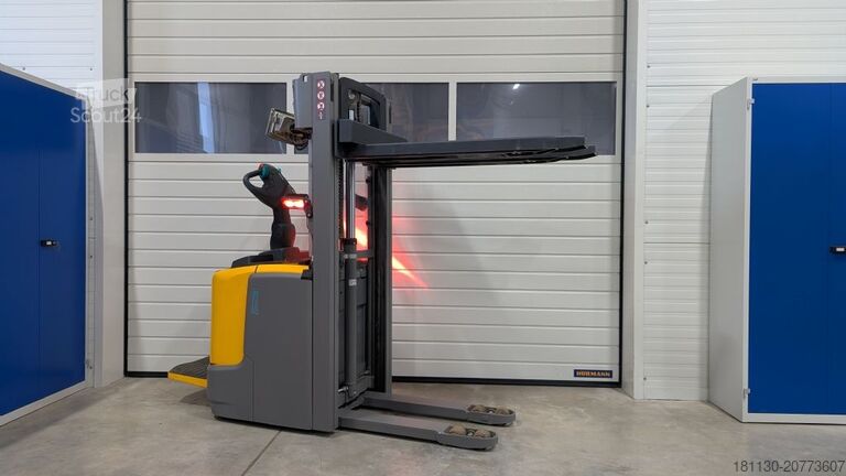 Χειροκίνητος παλετοφόρος Jungheinrich ERC 212 115 290 ZZ