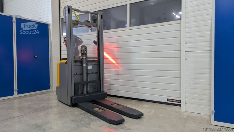 Χειροκίνητος παλετοφόρος Jungheinrich ERC 212 115 290 ZZ