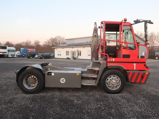 Standardni vlačilec Terberg Terberg YT 222 4x2 Rangiermaschine