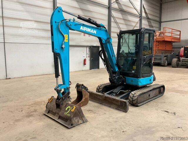 Miniexcavadora Airman AX 38 U-7