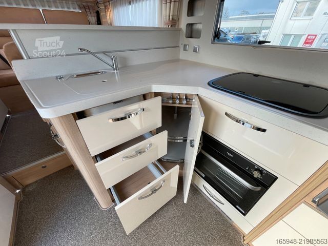 Alkove-camper PHOENIX Maxi 7900 QRSL  *Fahrsicherheit*Diesel-Hzg