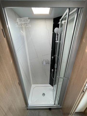 Autorulotă cu alcovă PHOENIX Maxi 7900 QRSL *Fahrsicherheit*Diesel-Hzg
