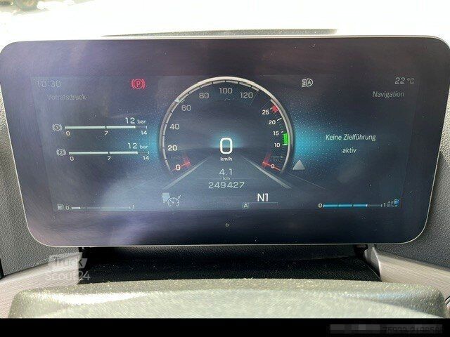 Trattore stradale MERCEDES-BENZ Actros 1851 LS HAD 4x4 Retarder+Xenon+Hydraulik