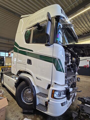 Tractor estándar SCANIA S 560 SUPER *30.000 km *MOTOR DREHT