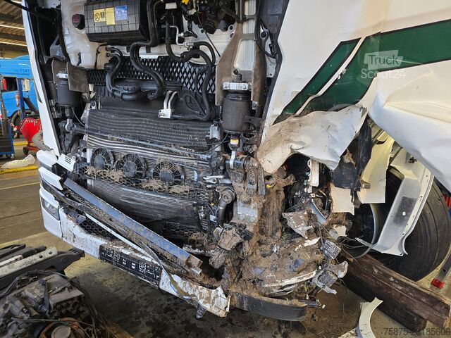 Tractor estándar SCANIA S 560 SUPER *30.000 km *MOTOR DREHT