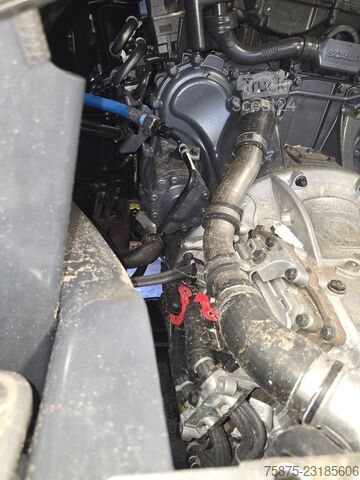 Tractor estándar SCANIA S 560 SUPER *30.000 km *MOTOR DREHT