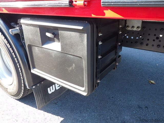 Camión de plataforma MERCEDES-BENZ 1824 L Actros Pritsche 7,10 m/2x AHK/Klima/12tkm