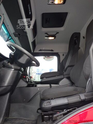 Camión de plataforma MERCEDES-BENZ 1824 L Actros Pritsche 7,10 m/2x AHK/Klima/12tkm