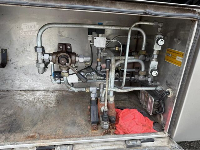 Ruchoma podłoga Kraker CF-ETS 2 2x Stuuras Hakselkast Hydraulische kle...