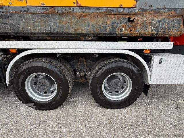 Kamyon üzerine monteli vinç SCANIA R500 V8 6X4 KM/H 9985) PK 20002 ATLAS FUNKFERNST