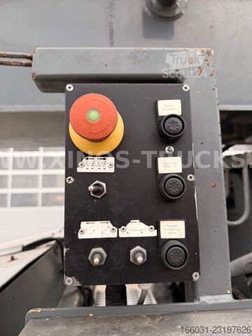 Betonpumpen-LKW MERCEDES-BENZ AROCS 10X4 LIEBHERR 50M/5 XXT - THP170H
