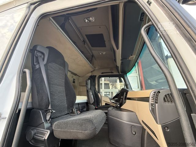 Objemový tahač MERCEDES-BENZ Actros 1843 Retarder Klima Mega Jumbo Temomat